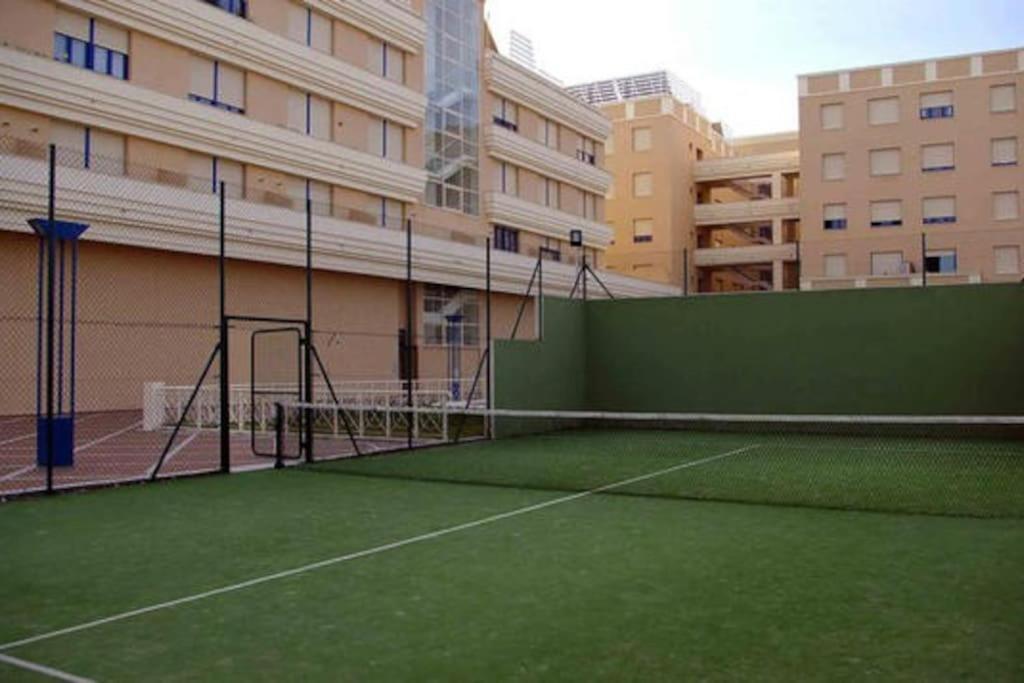 Fibes Con Piscina Y Parking Gratis Apartamento Sevilla Este מראה חיצוני תמונה