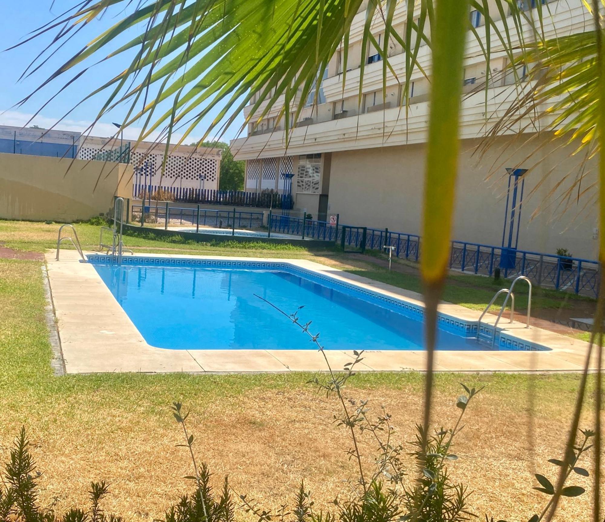 Fibes Con Piscina Y Parking Gratis Apartamento Sevilla Este מראה חיצוני תמונה